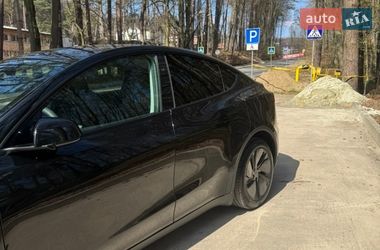 Внедорожник / Кроссовер Tesla Model Y 2025 в Львове