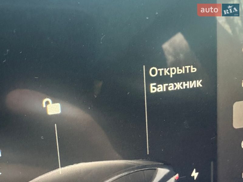 Внедорожник / Кроссовер Tesla Model Y 2023 в Киеве