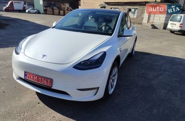 Внедорожник / Кроссовер Tesla Model Y 2022 в Киеве