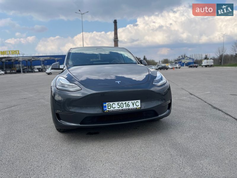 Внедорожник / Кроссовер Tesla Model Y 2021 в Львове