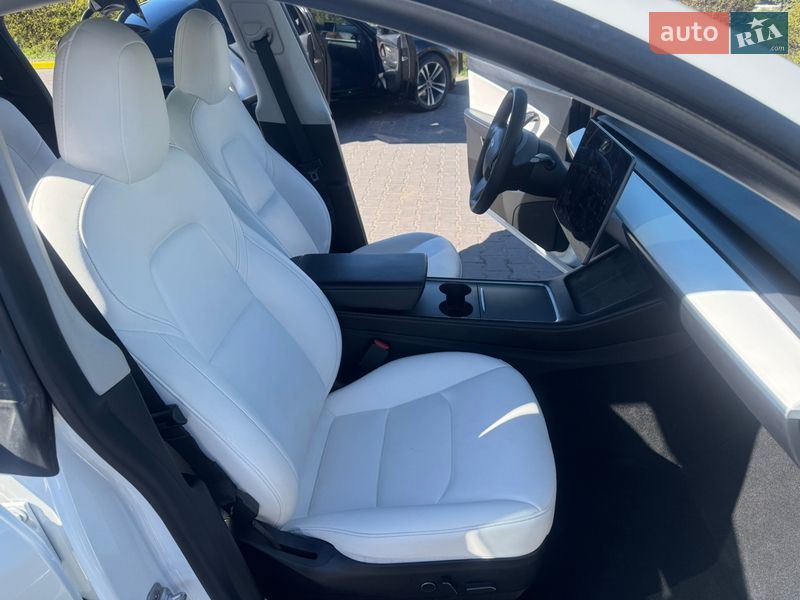 Позашляховик / Кросовер Tesla Model Y 2021 в Дніпрі фото 15 Позашляховик / Кросовер Tesla Model Y 2021 в Дніпрі
