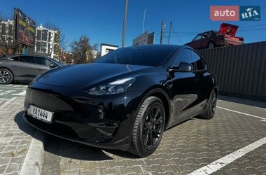 Внедорожник / Кроссовер Tesla Model Y 2024 в Ивано-Франковске