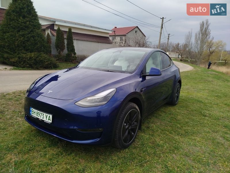 Внедорожник / Кроссовер Tesla Model Y 2024 в Одессе