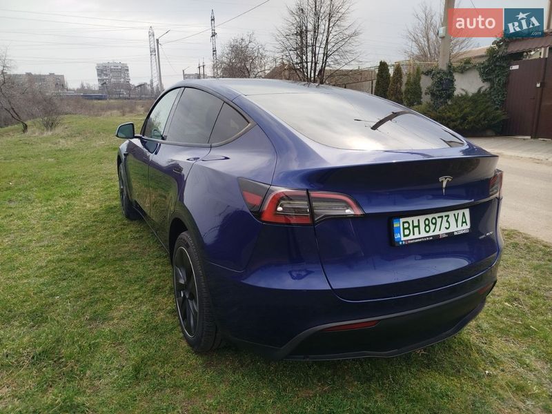 Внедорожник / Кроссовер Tesla Model Y 2024 в Одессе