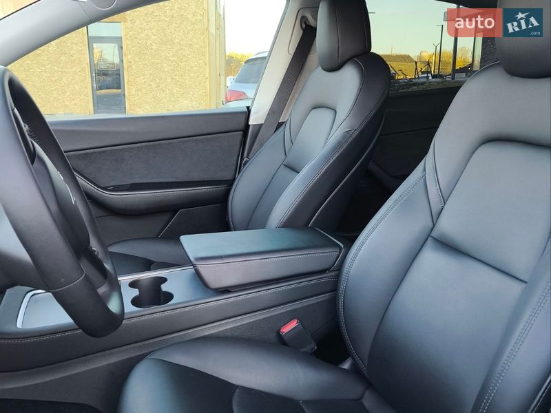 Позашляховик / Кросовер Tesla Model Y 2022 в Кропивницькому фото 6 Позашляховик / Кросовер Tesla Model Y 2022 в Кропивницькому