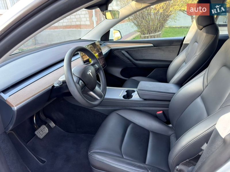 Внедорожник / Кроссовер Tesla Model Y 2023 в Калиновке фото 13 Внедорожник / Кроссовер Tesla Model Y 2023 в Калиновке
