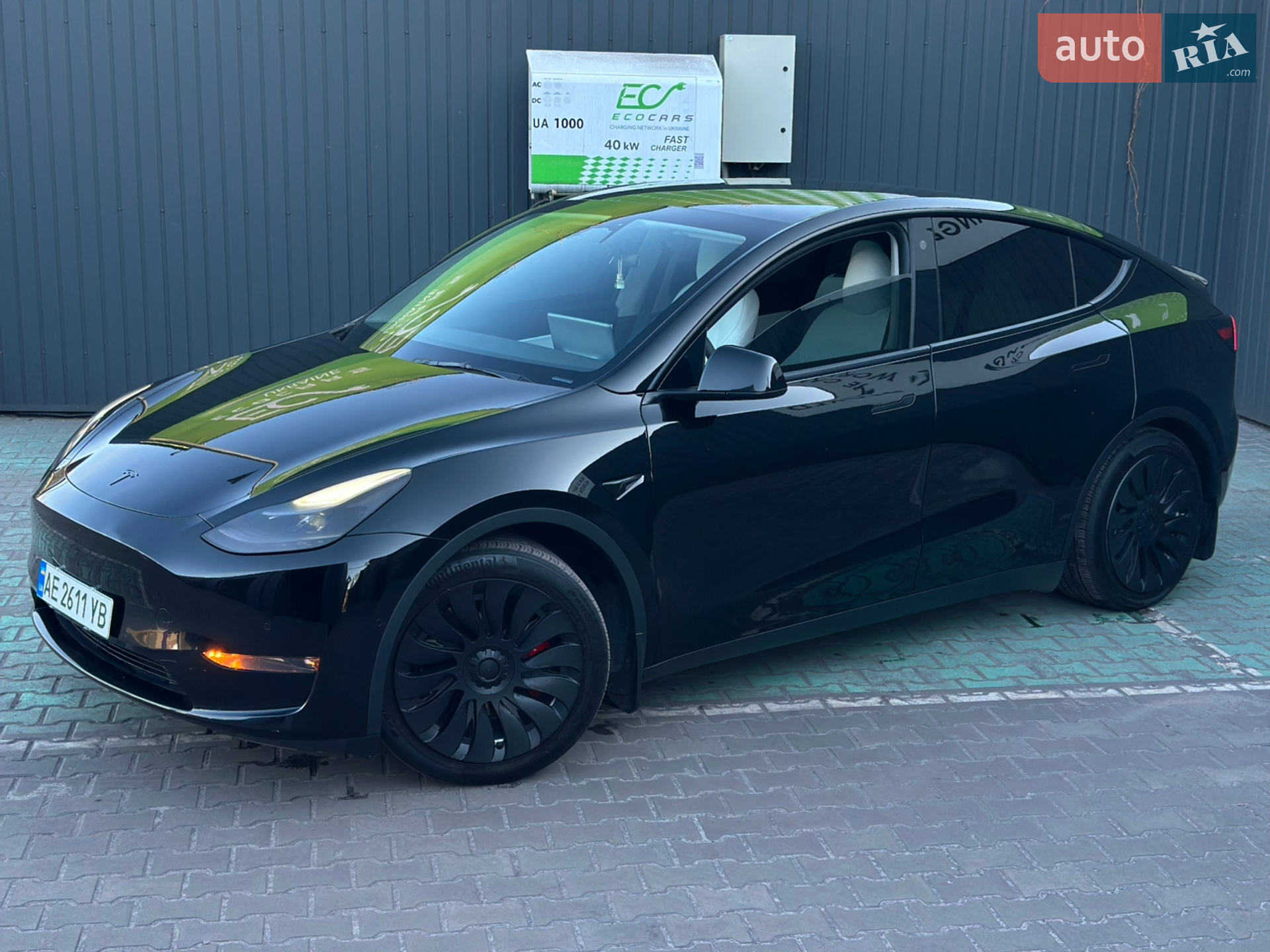 2022 Tesla Model Y - мініатюра 4