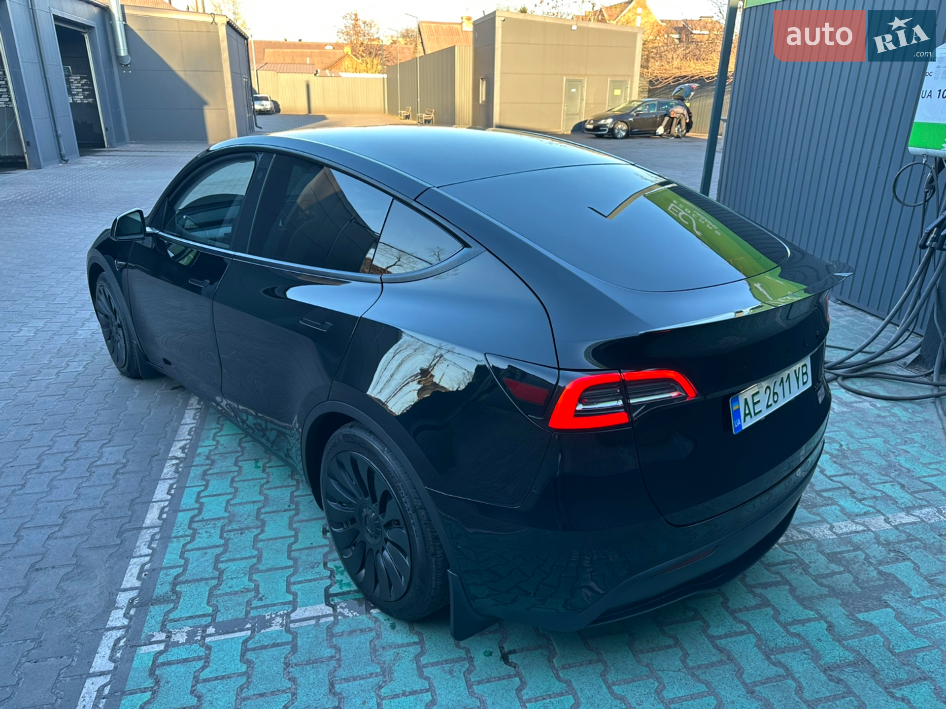 2022 Tesla Model Y - мініатюра 9