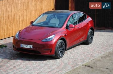 Позашляховик / Кросовер Tesla Model Y 2024 в Луцьку
