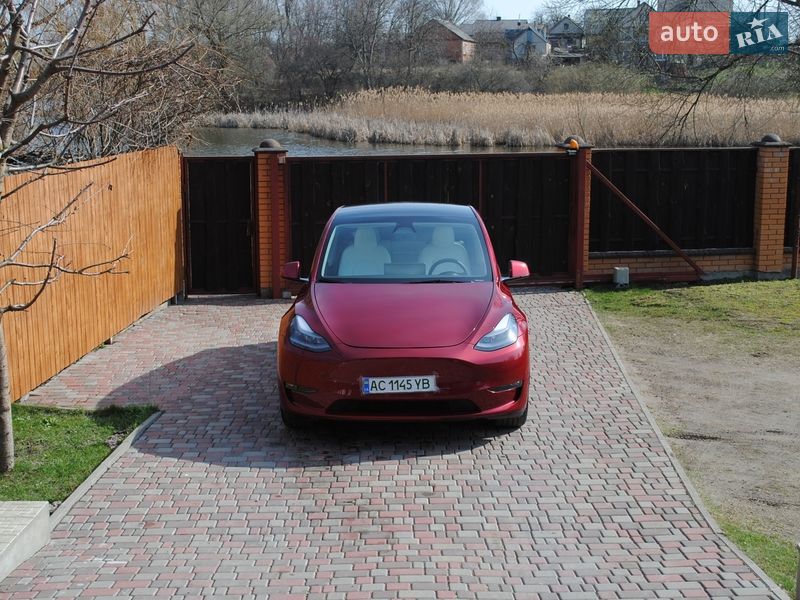 Позашляховик / Кросовер Tesla Model Y 2024 в Луцьку фото 5 Позашляховик / Кросовер Tesla Model Y 2024 в Луцьку