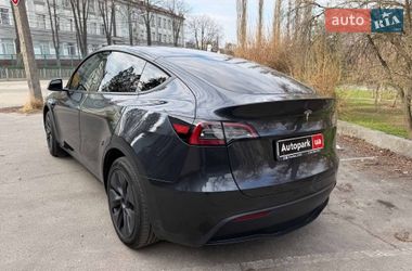 Внедорожник / Кроссовер Tesla Model Y 2025 в Киеве