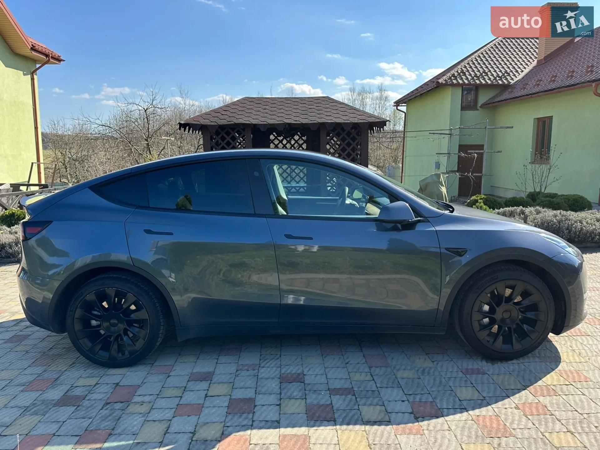 2023 Tesla Model Y - мініатюра 3