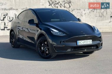 Внедорожник / Кроссовер Tesla Model Y 2023 в Львове