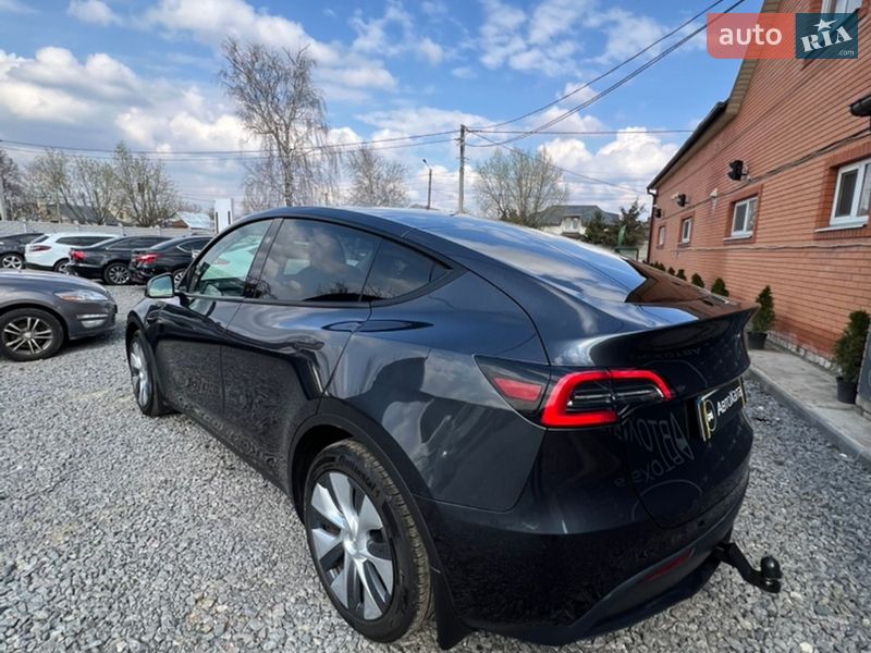 Внедорожник / Кроссовер Tesla Model Y 2025 в Дергачах