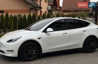 Внедорожник / Кроссовер Tesla Model Y 2022 в Владимире