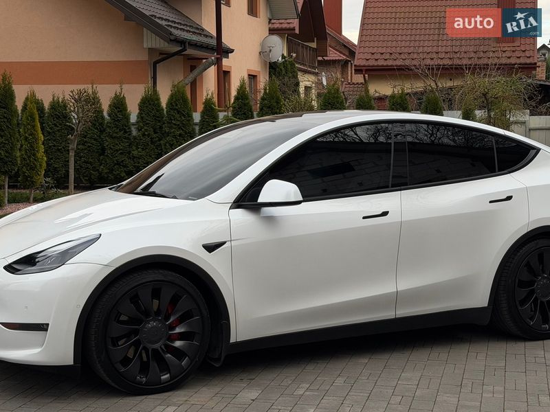 Внедорожник / Кроссовер Tesla Model Y 2022 в Владимире