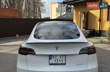 Внедорожник / Кроссовер Tesla Model Y 2022 в Владимире