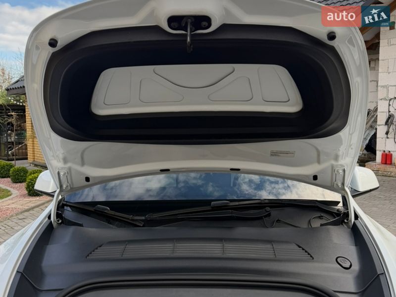 Внедорожник / Кроссовер Tesla Model Y 2022 в Владимире