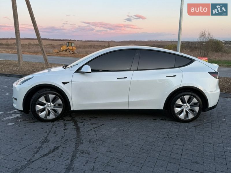 Позашляховик / Кросовер Tesla Model Y 2020 в Львові