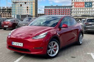 Внедорожник / Кроссовер Tesla Model Y 2021 в Львове