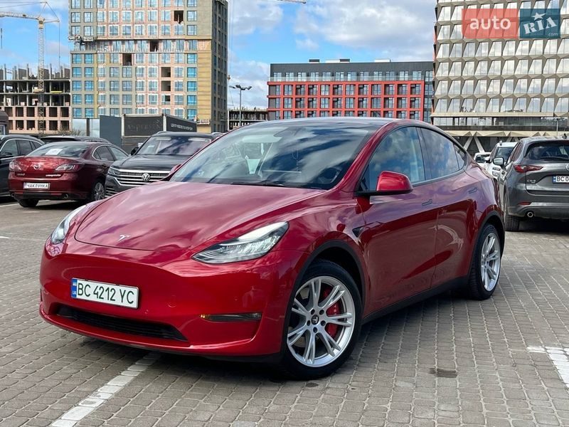 Tesla Model Y 2021