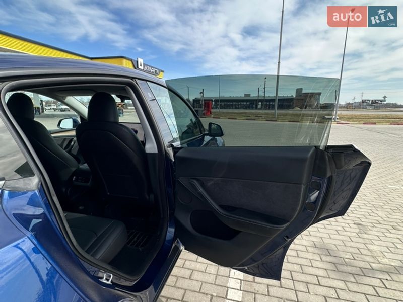 Внедорожник / Кроссовер Tesla Model Y 2023 в Ивано-Франковске фото 21 Внедорожник / Кроссовер Tesla Model Y 2023 в Ивано-Франковске