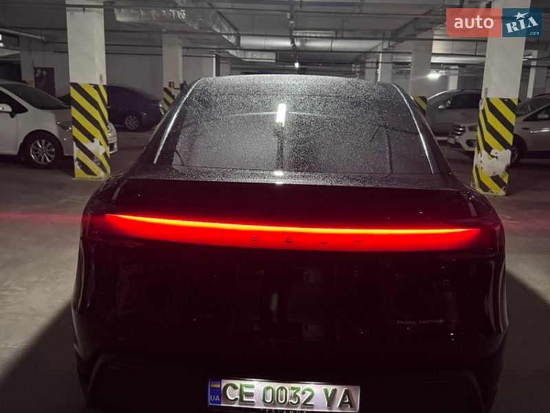 Внедорожник / Кроссовер Tesla Model Y 2025 в Черновцах