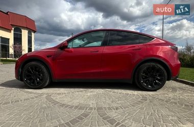 Позашляховик / Кросовер Tesla Model Y 2022 в Львові