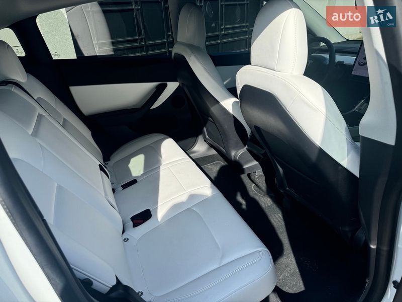 Внедорожник / Кроссовер Tesla Model Y 2020 в Ивано-Франковске