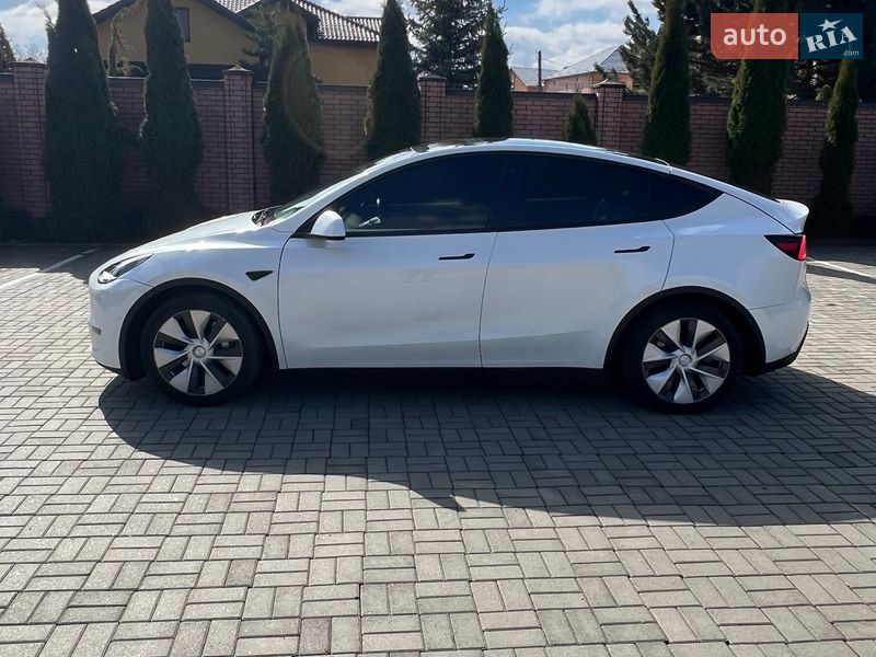 Внедорожник / Кроссовер Tesla Model Y 2021 в Самборе