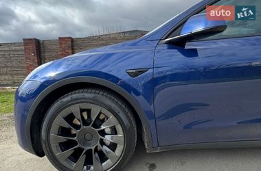 Внедорожник / Кроссовер Tesla Model Y 2022 в Киеве