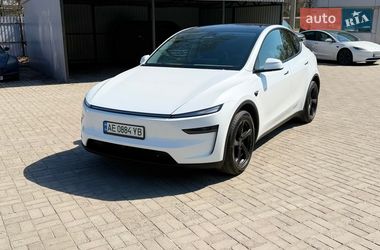 Внедорожник / Кроссовер Tesla Model Y 2025 в Днепре