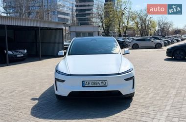 Внедорожник / Кроссовер Tesla Model Y 2025 в Днепре