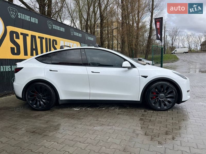 Внедорожник / Кроссовер Tesla Model Y 2022 в Хмельницком