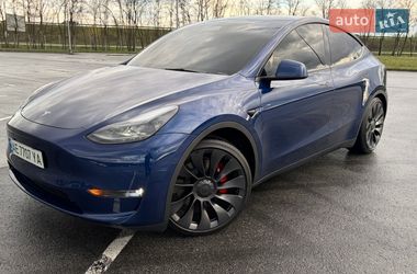 Внедорожник / Кроссовер Tesla Model Y 2024 в Днепре