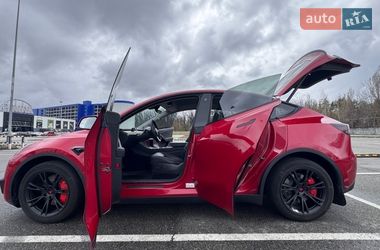 Внедорожник / Кроссовер Tesla Model Y 2022 в Киеве