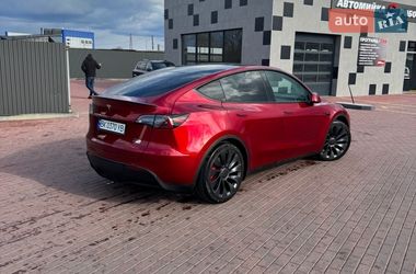 Внедорожник / Кроссовер Tesla Model Y 2024 в Ровно