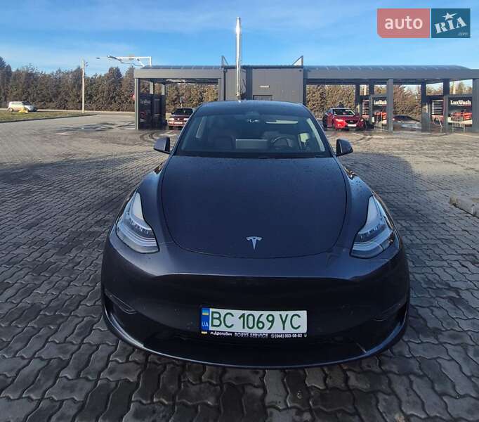 Tesla Model Y 2020 Tesla Model Y 2020