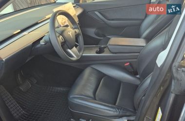 Внедорожник / Кроссовер Tesla Model Y 2020 в Львове
