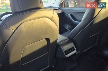 Внедорожник / Кроссовер Tesla Model Y 2020 в Львове
