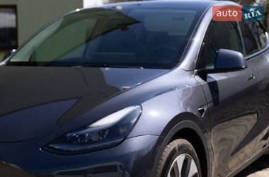 Внедорожник / Кроссовер Tesla Model Y 2022 в Жовкве