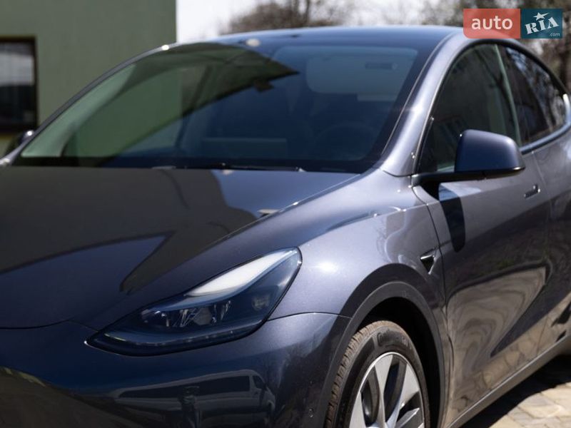 Внедорожник / Кроссовер Tesla Model Y 2022 в Жовкве
