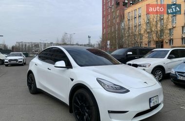 Внедорожник / Кроссовер Tesla Model Y 2021 в Киеве