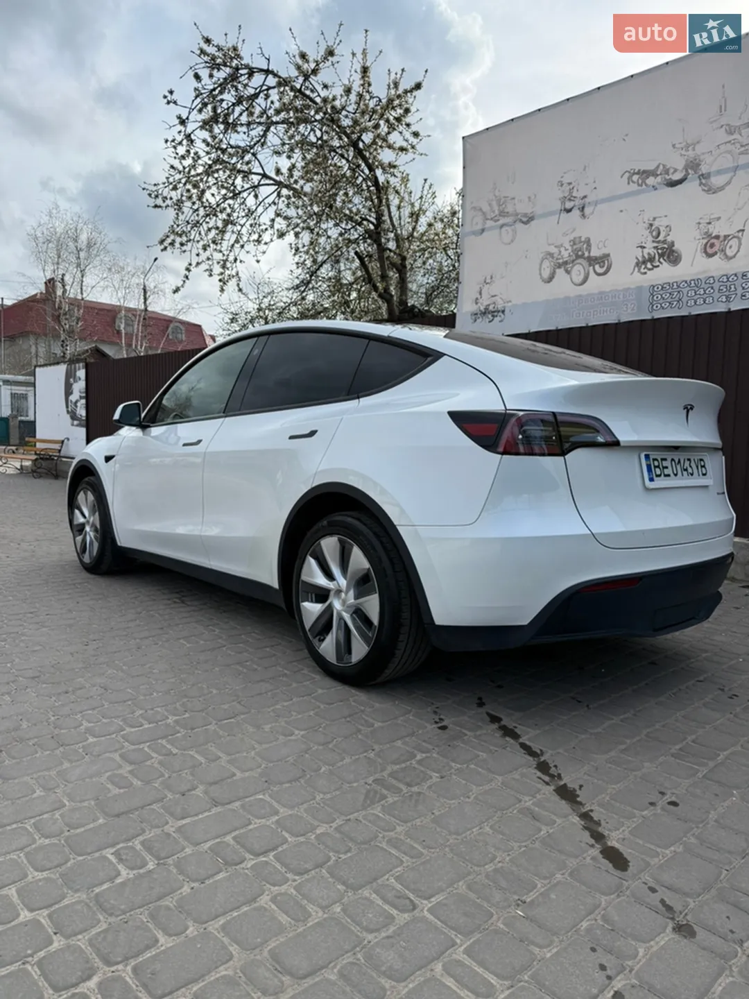 2023 Tesla Model Y - мініатюра 5