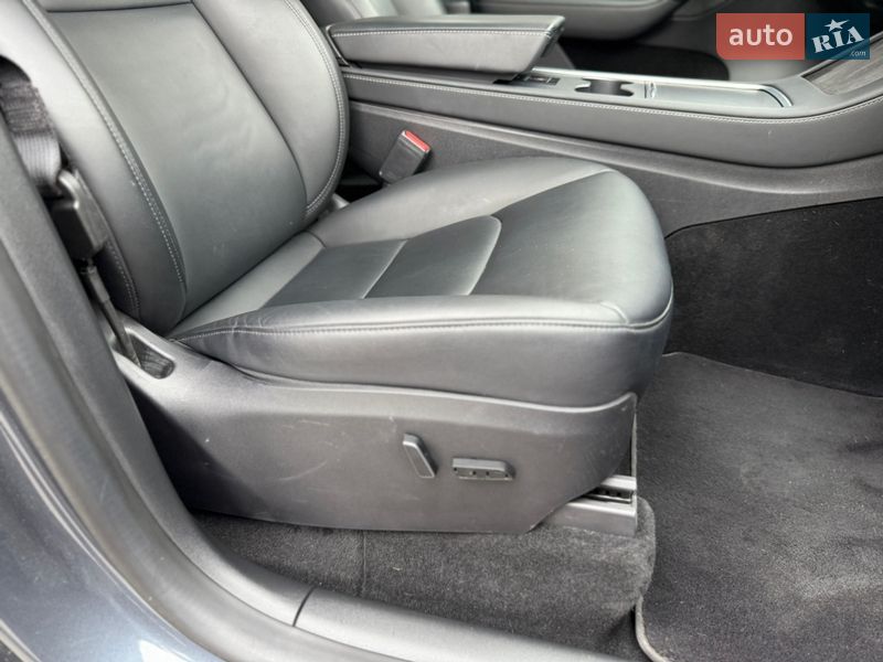 Позашляховик / Кросовер Tesla Model Y 2023 в Львові фото 47 Позашляховик / Кросовер Tesla Model Y 2023 в Львові