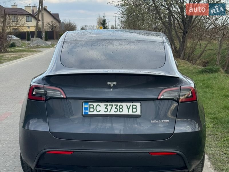 Внедорожник / Кроссовер Tesla Model Y 2022 в Львове