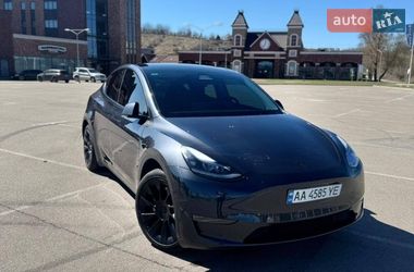 Позашляховик / Кросовер Tesla Model Y 2024 в Києві