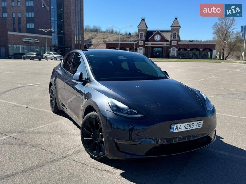 Tesla Model Y 2024 Tesla Model Y 2024