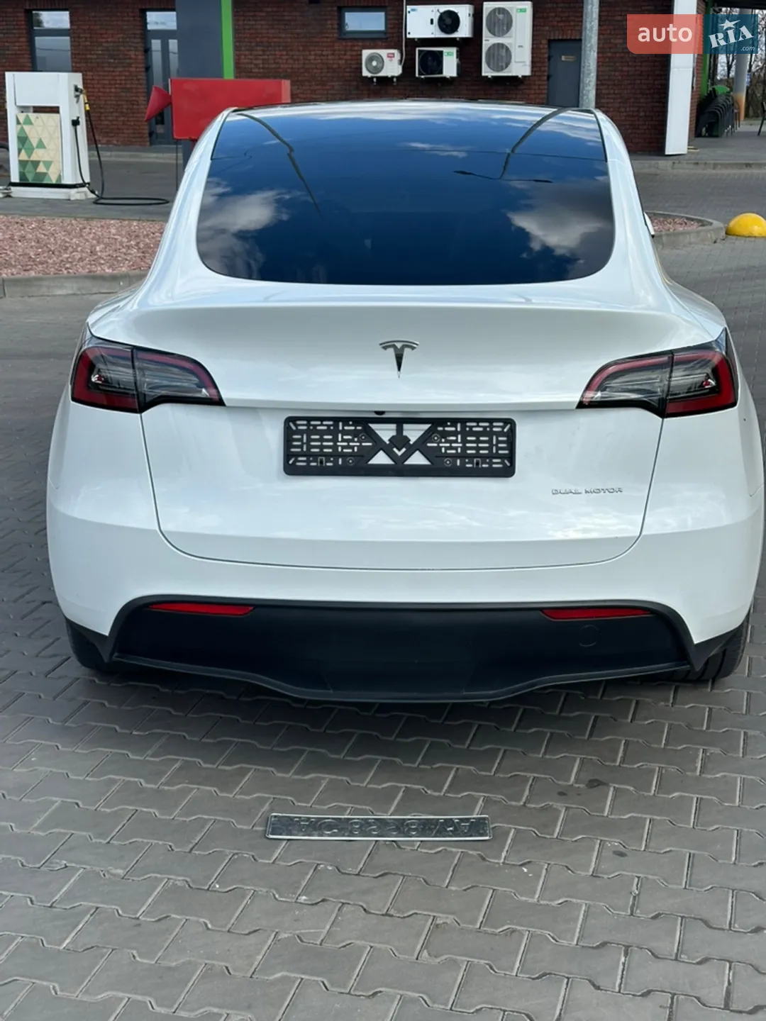 2022 Tesla Model Y - мініатюра 6
