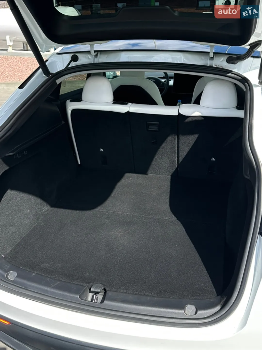 2022 Tesla Model Y - мініатюра 13